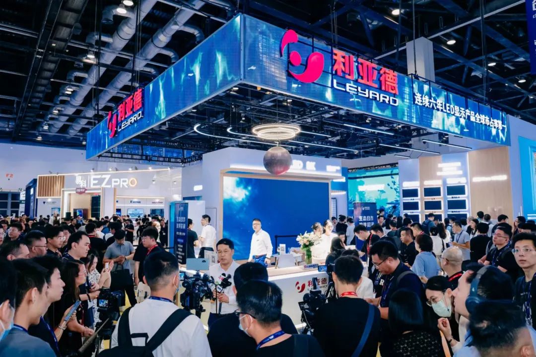 “AI+智能显示”引领未来 米兰·(milan)中国官方网新品InfoComm展大放异彩